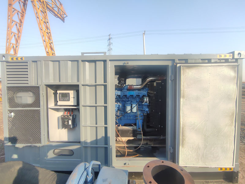 多宝镇柴油发电机组的机油多久更换一次比较合适？