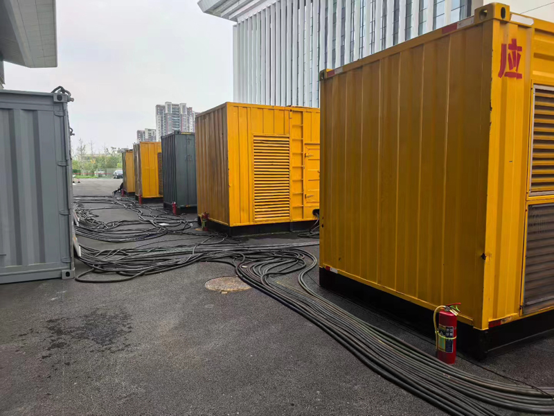 多宝镇不同季节柴油发电机组保养有哪些注意事项？